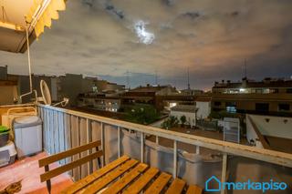 Appartement à La Roureda. Bonito piso con parking, zona roureda