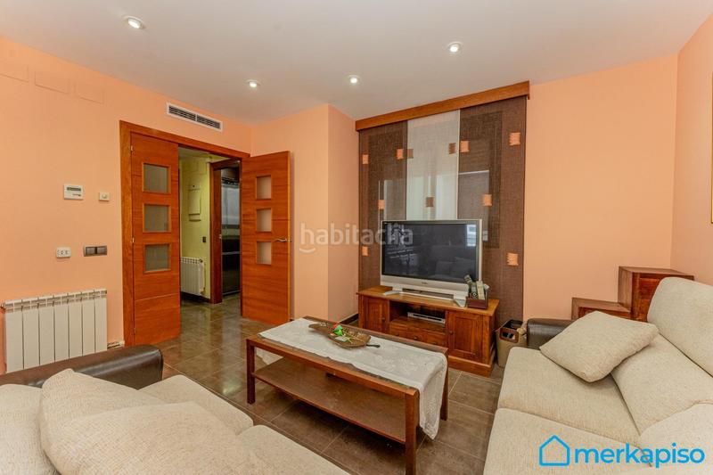 Foto 9f09754e-f2e0-4f00-bf05-5eeddfceabd6. Dúplex duplex en el centro con terraza en Castell-Poble Vell Castelldefels