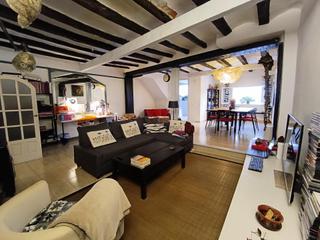 Reihenhaus in Roda de Barà. Casa a la venta en el centro de roda de bara!!!