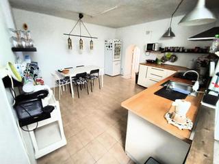 Casa adossada a Roda de Bar. Casa a la venta en el centro de roda de bara!!!