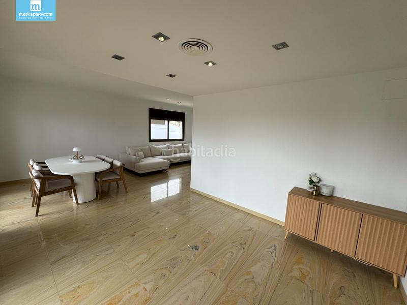 Foto b6b2e1ac-ee69-48ab-a5e4-8f9fe7cea453. Casa con riscaldamento parcheggio piscina in Ciutat jardí Bonanova Calafell