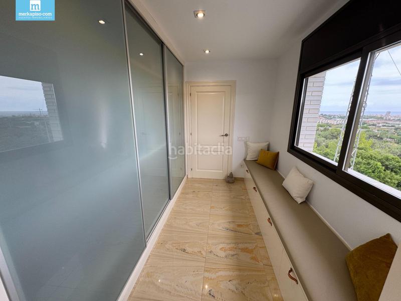 Foto c2aa0d1c-715a-4109-a9dc-8907f419fd54. Casa con riscaldamento parcheggio piscina in Ciutat jardí Bonanova Calafell