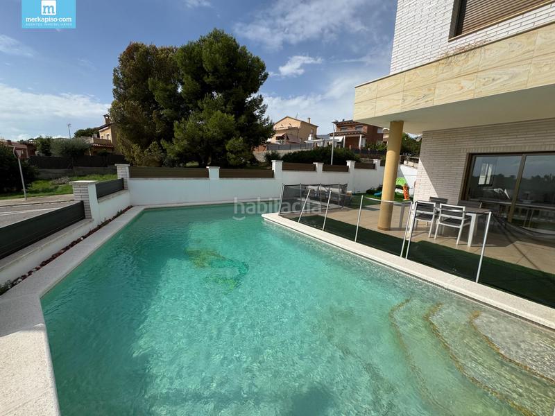 Foto c834d8ee-98e6-4a6a-89a8-2ee61b2bbe58. Casa con riscaldamento parcheggio piscina in Ciutat jardí Bonanova Calafell