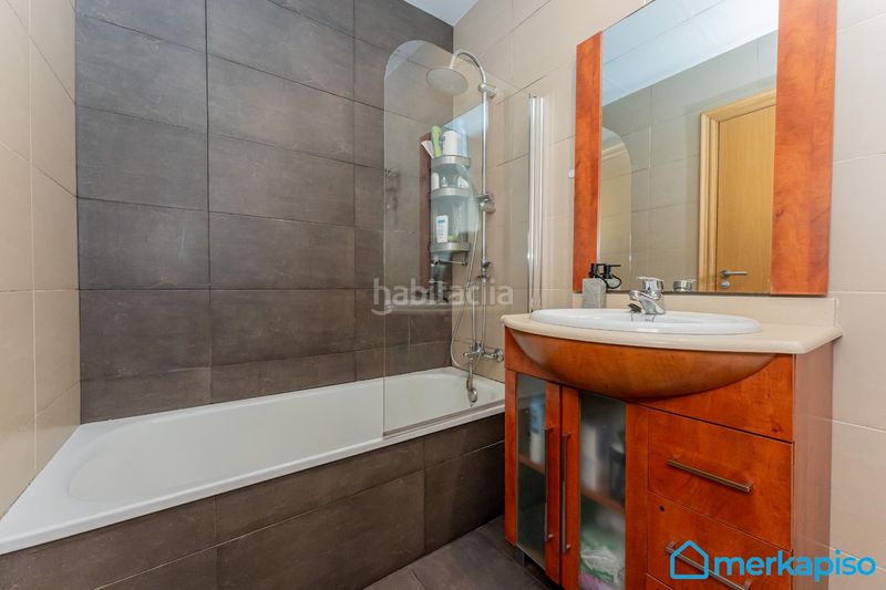 Foto 024d2cfe-b7e9-4e0e-add1-5cd0f50fb5f1. Pis a La Roureda Viladecans