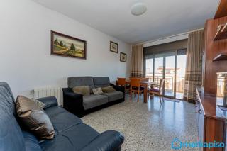 Etagenwohnung in Vista Alegre. Piso de 3 habitaciones dobles en castelldefels