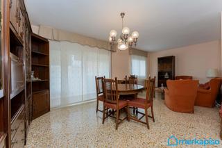 Appartement à Vinyets-Molí Vell. Se vende piso de 3 dormitorios con ascensor en sant boi junto a
