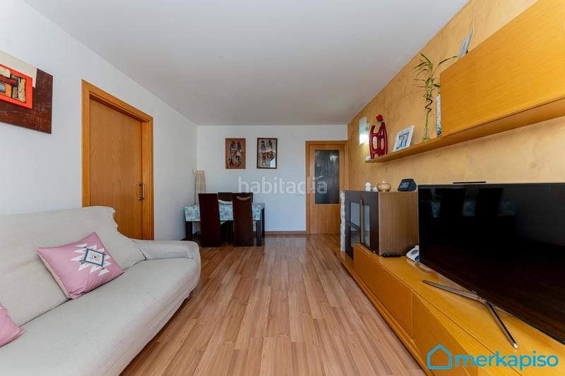Foto 1350e0c1-3381-4150-8448-78245fa68add. Flat with heating parking in Vilamarina Viladecans
