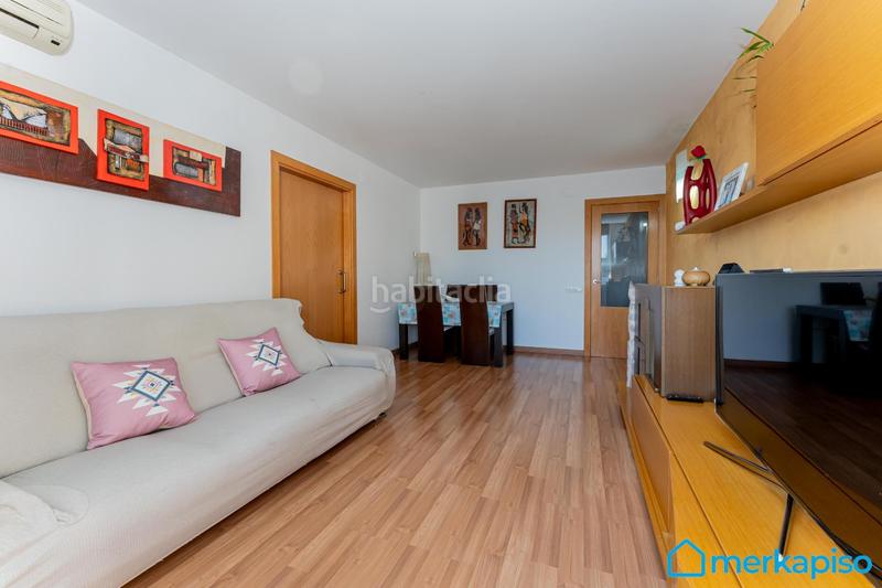 Foto 1ddf7d67-bfd7-46f0-b4b4-52e4050d21c6. Flat with heating parking in Vilamarina Viladecans