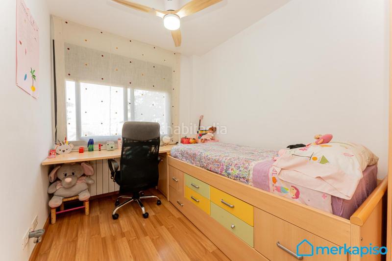 Foto 2cd987f3-d97d-443c-a8bc-6bd7775a13e4. Flat with heating parking in Vilamarina Viladecans