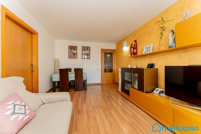 Foto 5ca4840a-1281-44e0-859b-e4292d832180. Flat with heating parking in Vilamarina Viladecans