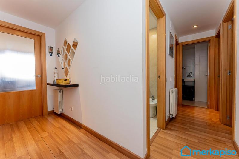 Foto 74d3d24b-a46f-4366-8bec-c6400801e9e7. Flat with heating parking in Vilamarina Viladecans