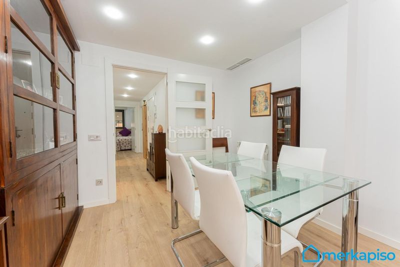 Foto 777130cb-9fe6-4ec1-aa6f-eceb8a19a3a4. Pis amb aparcament a Vilamarina Viladecans