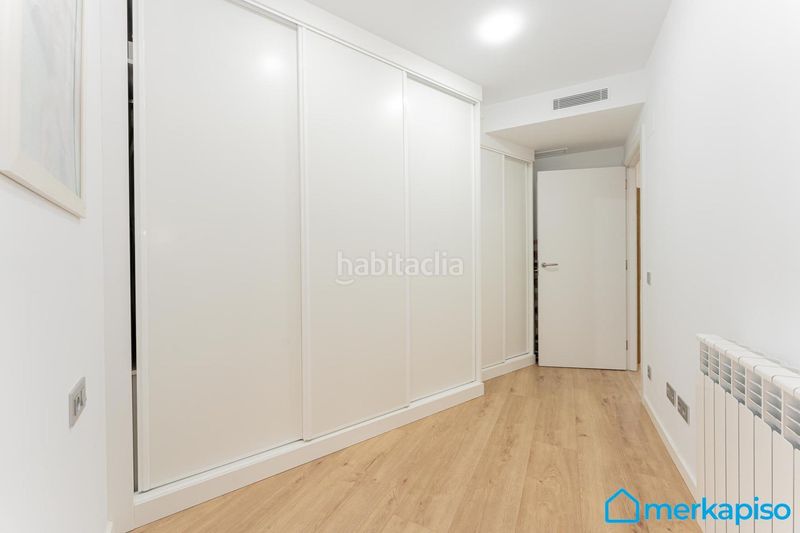 Foto aa355ae4-b7ed-4608-9e05-8e744f992e00. Pis amb aparcament a Vilamarina Viladecans