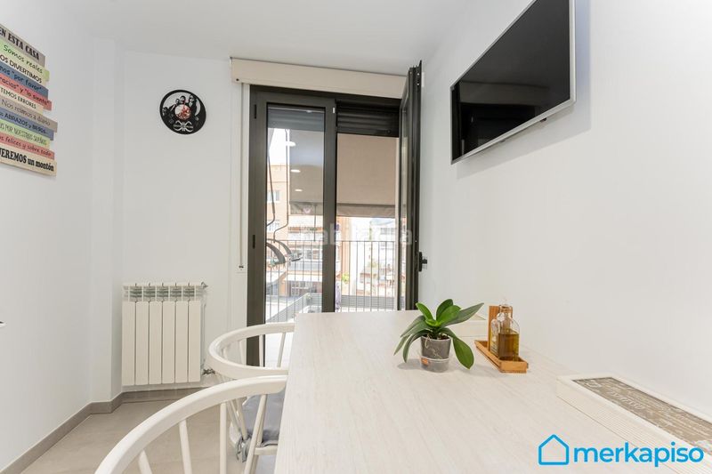 Foto f31925c7-b144-43ba-8dba-58b9bb1ce8a1. Pis amb aparcament a Vilamarina Viladecans