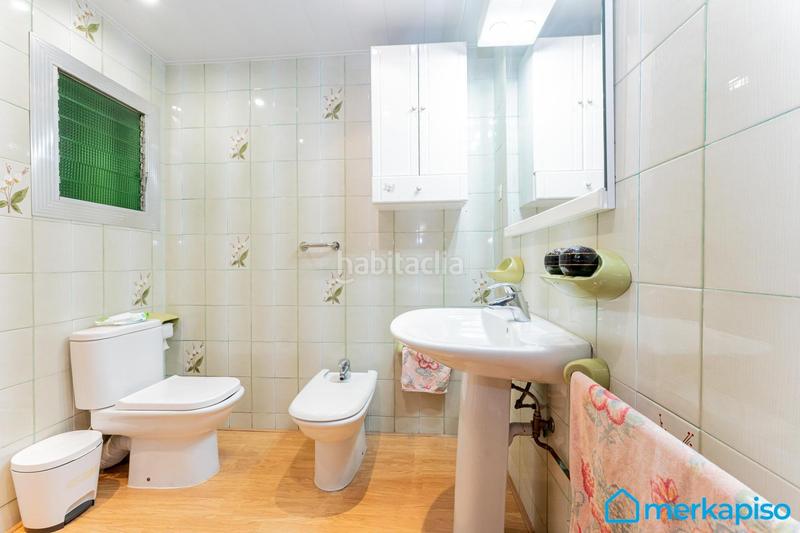 Foto 160c2658-d574-4576-a443-7c020fea770a. Ground floor with parking in La Roureda Viladecans