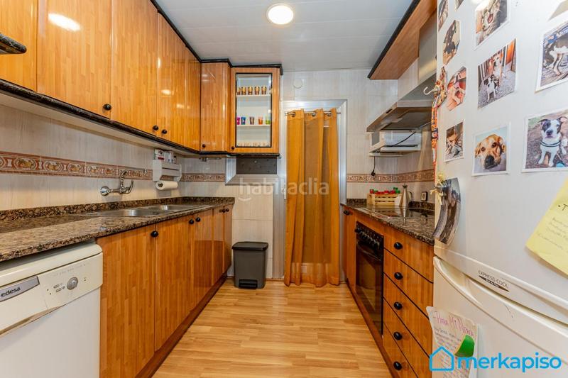 Foto 16fe6829-b4c7-4c35-80a0-2991aa2d76c5. Ground floor with parking in La Roureda Viladecans