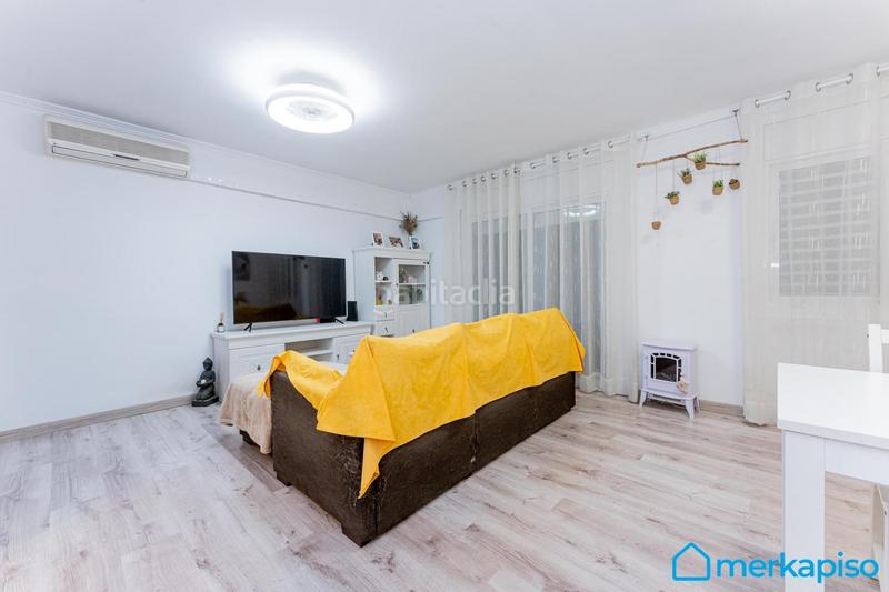 Foto 24b0b178-94e1-4df3-9c37-f493ff4976fe. Ground floor with parking in La Roureda Viladecans