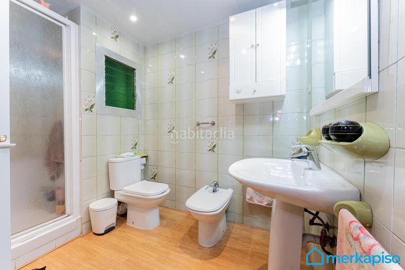 Foto d45ecc64-9c8b-4787-9c8a-514de5663edd. Ground floor with parking in La Roureda Viladecans