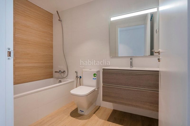 Foto 4a218968-8dc3-4cd4-b8e2-12f3db95c842. Pis amb aparcament a Centre-Estació Gavà