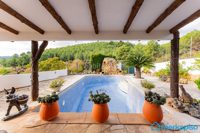 Foto 16ad60b1-c64c-4546-93e9-98041de51c73. Masia amb calefacció piscina a La Sentiu Gavà