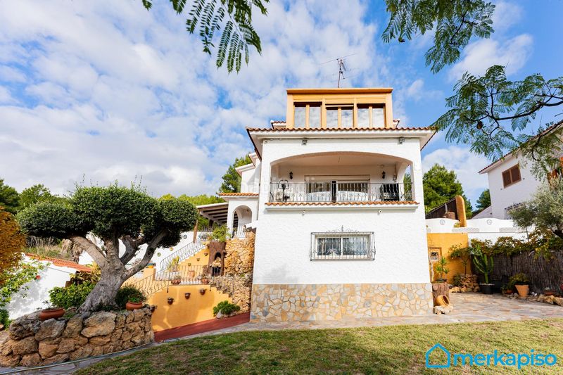 Foto a4e430b9-58e2-4715-b1c5-a8d3ff483a45. Masia amb calefacció piscina a La Sentiu Gavà