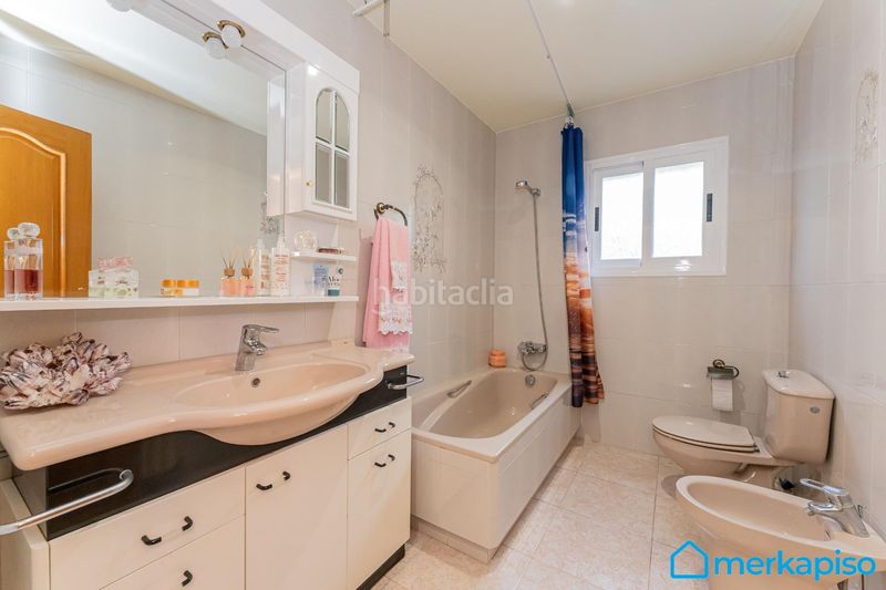 Foto bfa94244-974c-4ba5-91c1-c4c6e8dc1932. Masia amb calefacció piscina a La Sentiu Gavà