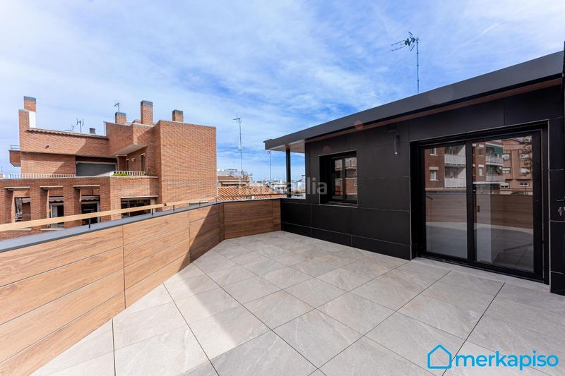 Foto 5659db0d-29ba-4a91-8b8c-b27c4a7428ce. Casa adossada amb calefacció aparcament a Centre Viladecans