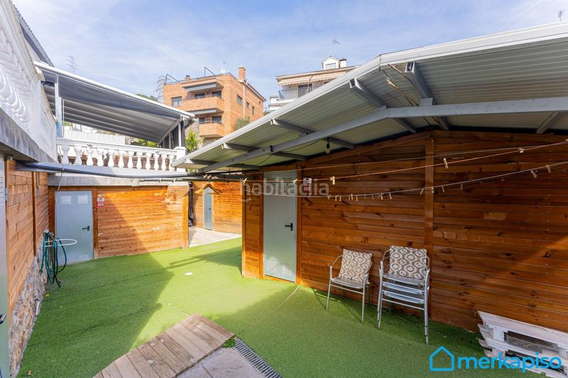Foto a46b1b94-3278-4d7f-aedf-c9470016187c. Casa amb aparcament piscina a Torrent Ballester Viladecans