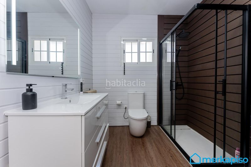 Foto aa2e0e79-acff-4106-893f-a56ca5c3999e. Casa amb aparcament piscina a Torrent Ballester Viladecans