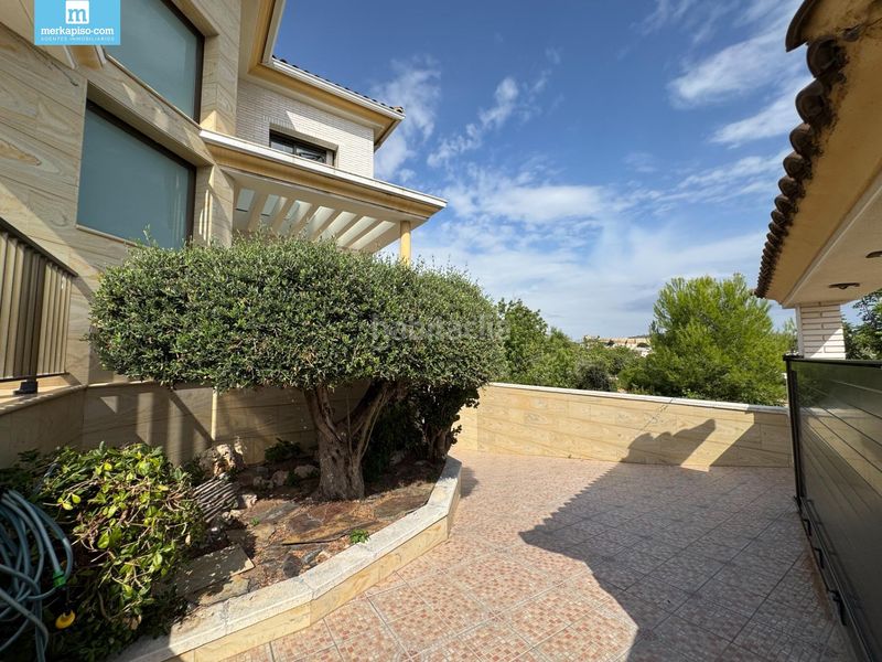 Foto a07f9b46-0b7e-409b-b9e8-143b66485c02. Casa amb calefacció aparcament piscina a Ciutat jardí Bonanova Calafell