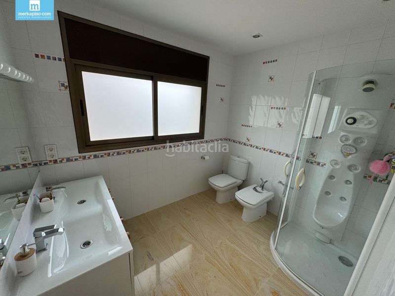 Foto aab2016f-9084-4c86-bd16-b333a61bffb2. Casa amb aparcament piscina a Ciutat jardí Bonanova Calafell