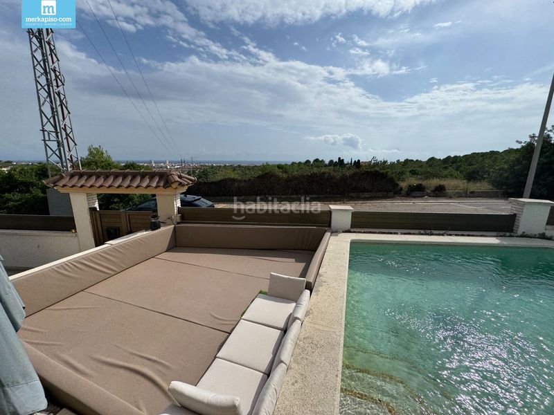 Foto eca29f00-9901-4bde-821c-92d9a3771ae2. Casa amb aparcament piscina a Ciutat jardí Bonanova Calafell
