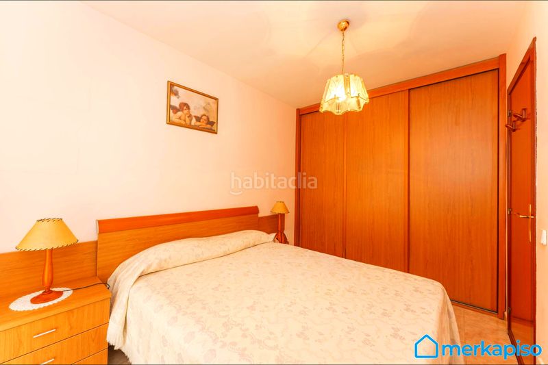 Foto cceef564-a3d6-44e3-8f86-03534aaa99c4. Casa adossada amb calefacció aparcament a Torrent Ballester Viladecans