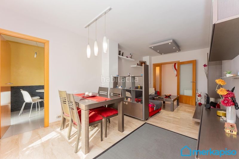 Foto b68732e3-1798-4db6-b725-fbd1167f19bb. Pis amb calefacció aparcament a Centre Viladecans