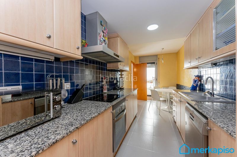 Foto be8d6588-5835-4d7a-9e24-fd79ff3f4523. Pis amb calefacció aparcament a Centre Viladecans