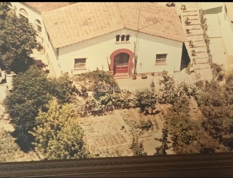 Foto a519c9cc-1ca9-46bb-b80d-e133fa76f4f3. Masia amb aparcament a Torrelles de Llobregat