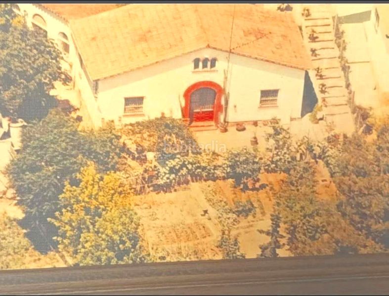 Foto e10a8816-4df0-485a-87e8-4b3b0c5e878f. Masia amb aparcament a Torrelles de Llobregat