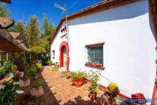 Masia a Torrelles de Llobregat. Mas�a catalana en torrelles de llobregat