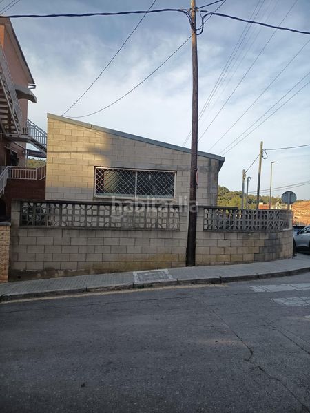 Foto fa1206c2-0ffa-4aa5-8f4d-65f17e2fcd48. Nau industrial a Can Tintorer-Can Tries Gavà