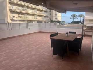 Planta baixa a L´Estany. Planta baja con 110 m2 de terraza y con vistas al mar a la venta