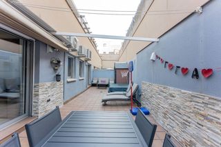 Pis a Vilamarina. Vivienda con terraza a nivel, 2 plazas de parquing y trastero