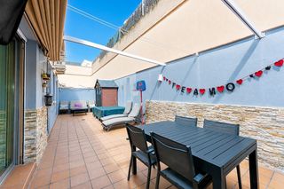 Pis a Vilamarina. Vivienda con terraza a nivel, 2 plazas de parquing y trastero