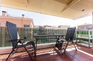 Appartement à Vista Alegre. Magnífica oportunidad en la zona de canyars, castelldefels!