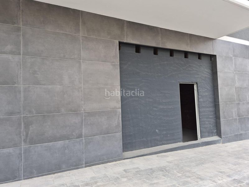 Foto 21500d2c-5f46-4ada-955a-d8db6b733344. Alquiler local comercial local con salida de humos , zona nueva Llevant en Viladecans