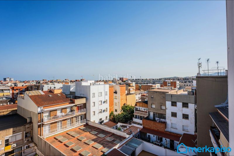 Foto c0b88256-07f3-4cf7-bb23-55767b477176. Àtic a Centre Viladecans