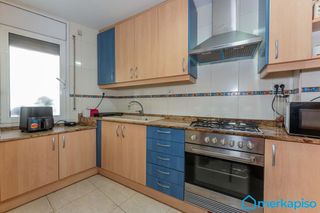 Rez-de-chaussée à Casablanca. Se vende piso económico en sant boi de llobregat