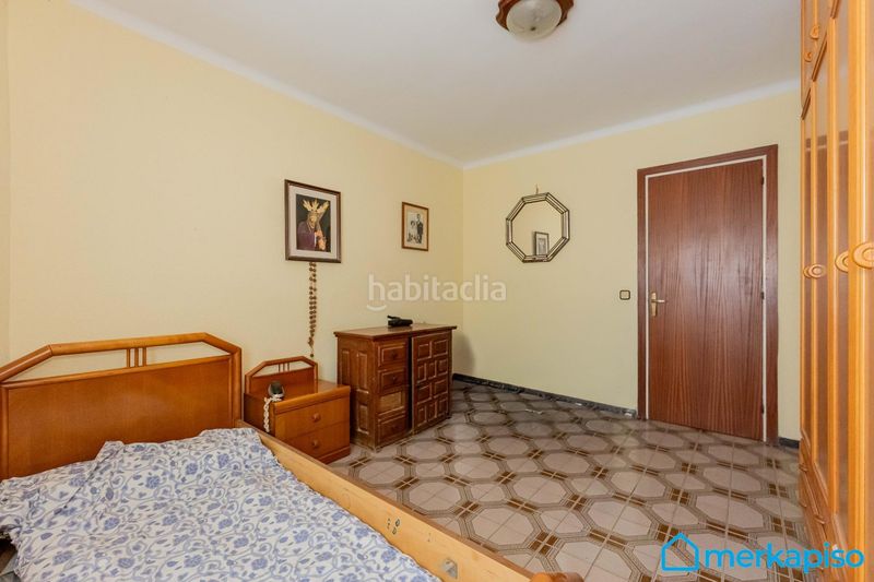 Foto bfc944a0-a868-47b4-be60-5b647b8b6fc4. Planta baixa a Vilamarina Viladecans