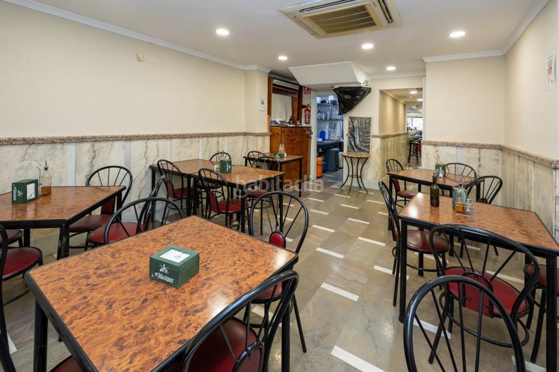 Foto 3db70129-f088-41cc-9785-e8c6e5ceb0b8. Locale commerciale in avenida avenida de madrid 21 in Granada