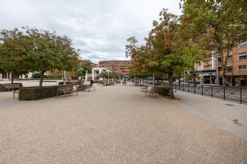 Foto ac6061c5-4974-4bb8-a0f4-a57520d34c0a. Locale commerciale in avenida avenida de madrid 21 in Granada