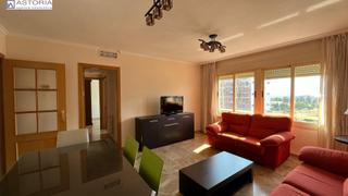 Rent Flat  Calle cadiar. Piso amueblado en sanders.